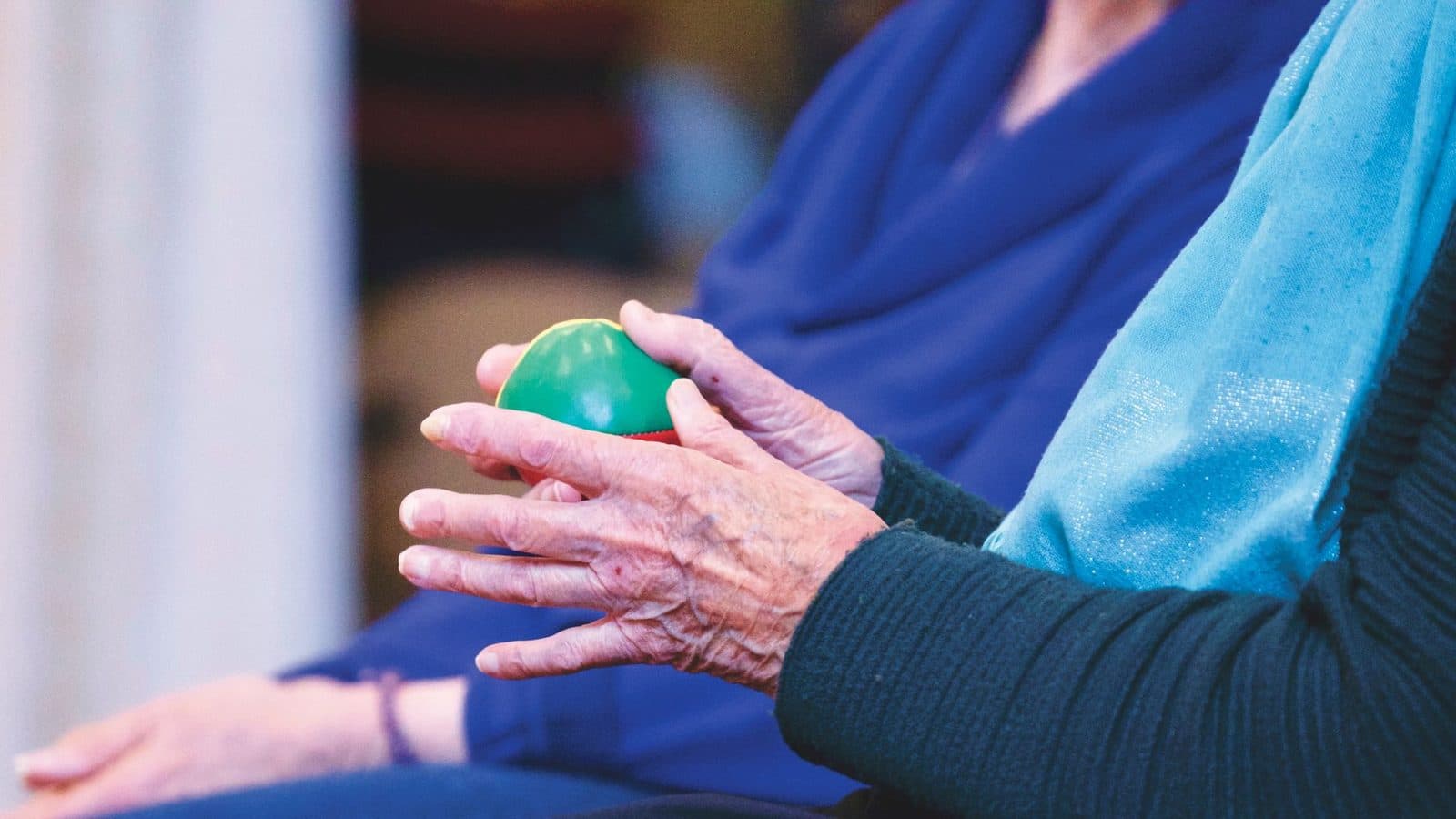 Arthritis Pain Management: Medical and Lifestyle Approaches